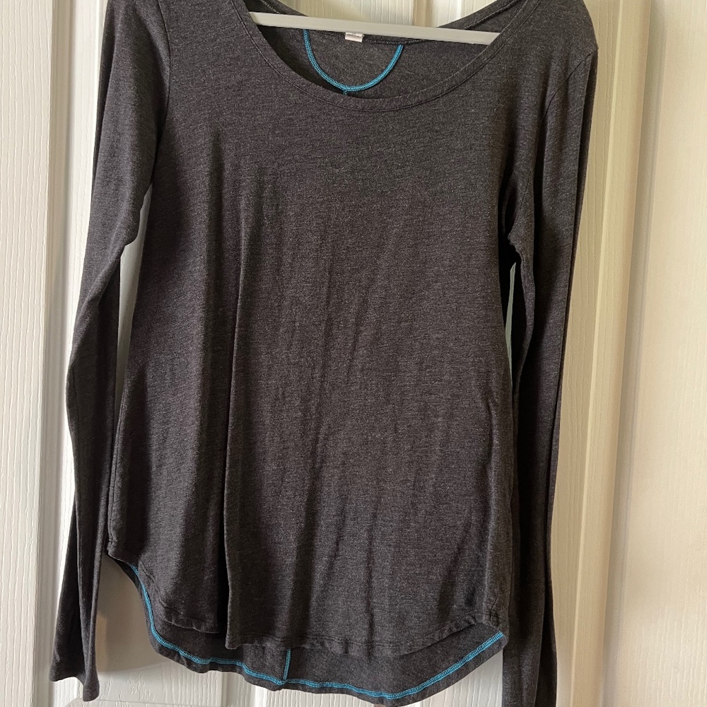 Under Armour long sleeve top